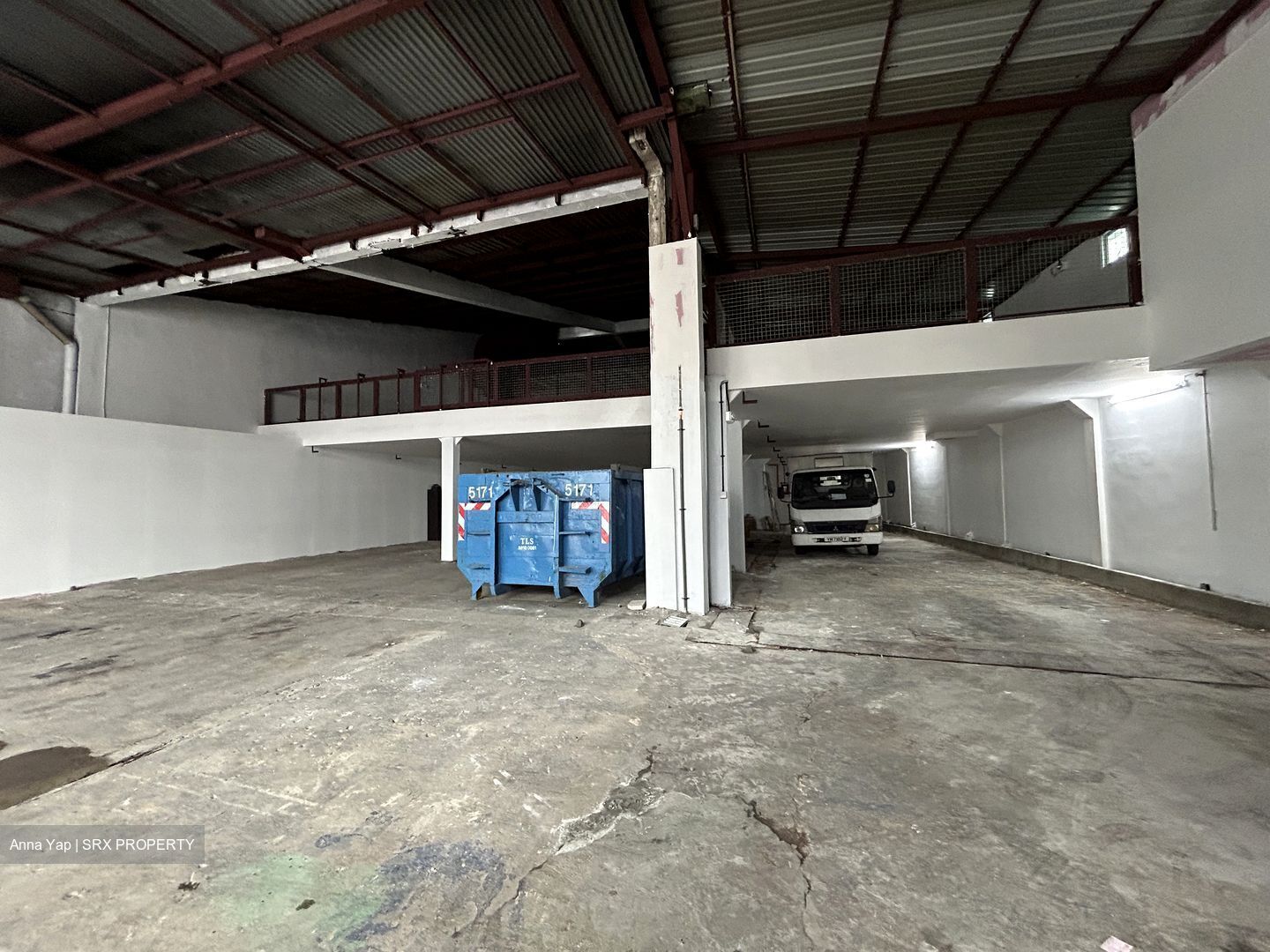 Playfair Road (D13), Warehouse #588801921